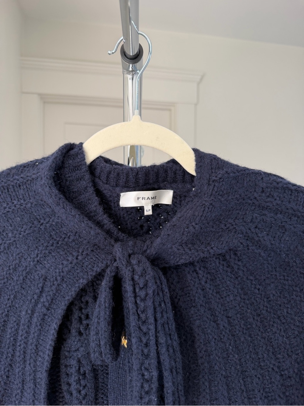 Frame cape sweater - Picture 3 of 9